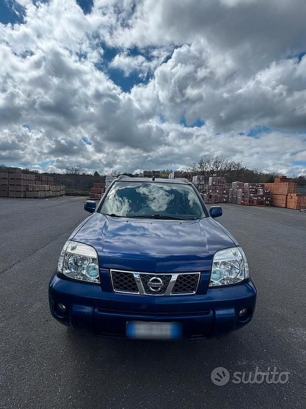 Usata Nissan X-Trail 136 CV (100 kW) 2005 Blu SUV