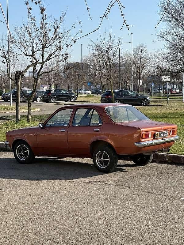 Usata Opel Kadett S 48 CV (35 kW) 1978 Coupé