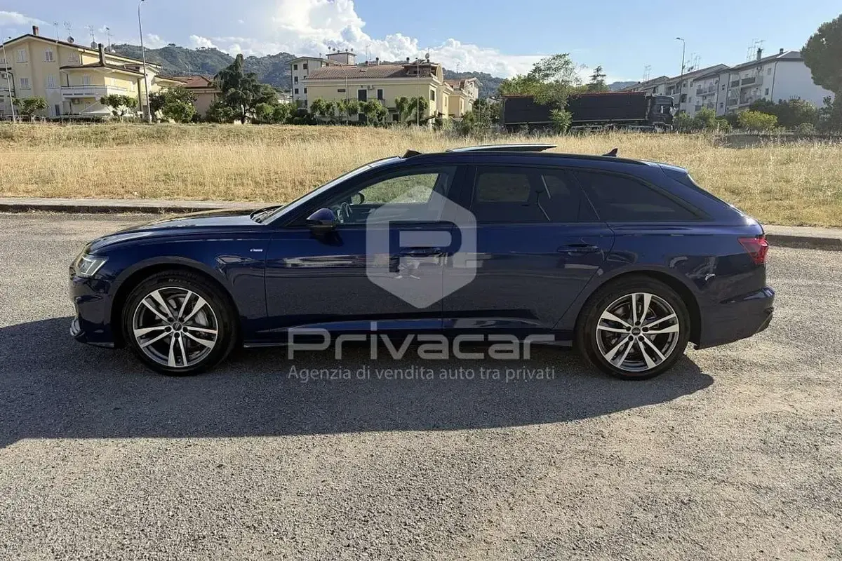 Usata Audi A6 Business Plus 265 CV (194 kW) 2021 Blu Berlina