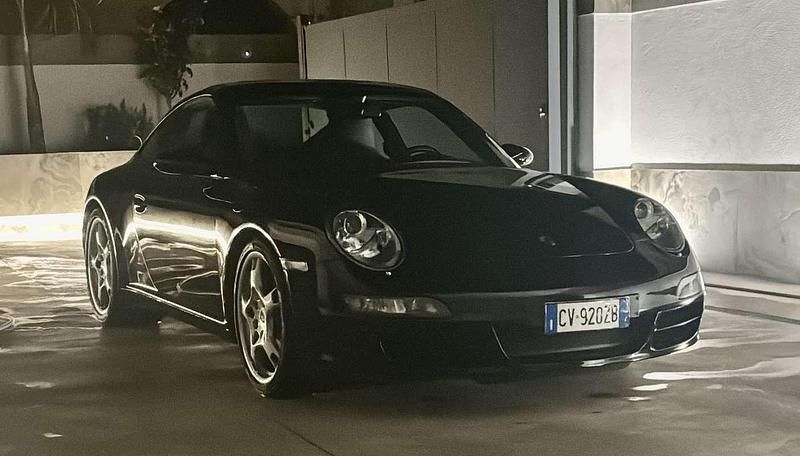 Usata Porsche 911 Carrera S 355 CV (261 kW) 2005 Berlina