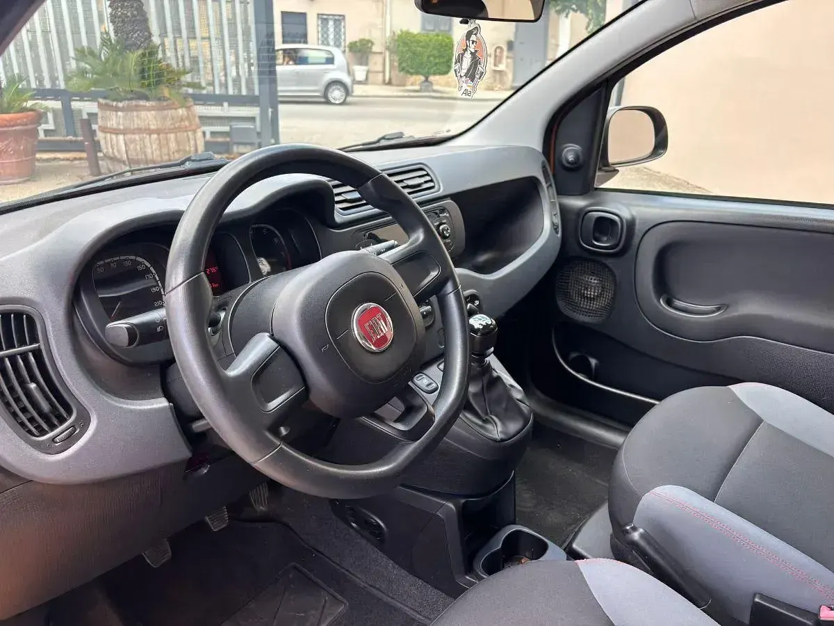 Usata Fiat Panda Easy 69 CV (50 kW) 2019 Arancione Utilitaria