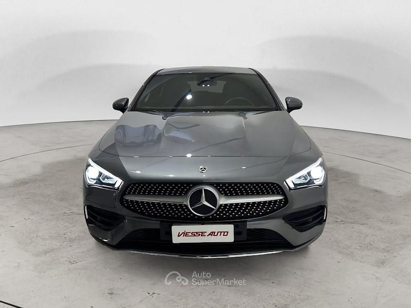 Usata Mercedes CLA220 Shooting Brake Premium 190 CV (139 kW) 2019 Grigio Station wagon