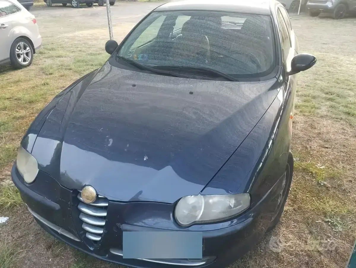 Usata Alfa Romeo 147 140 CV (102 kW) 2004 Bluazzurro Utilitaria