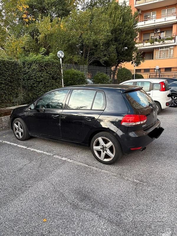 Usata VW Golf VI 122 CV (89 kW) 2011 Nero Utilitaria
