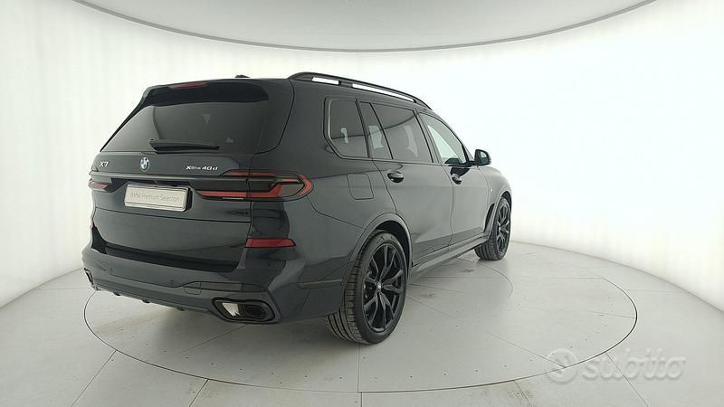 Usata BMW X7 M Sport 340 CV (250 kW) 2024 Nero SUV