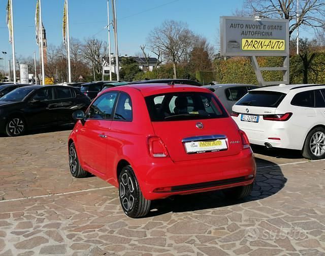 Usata Fiat 500 Club 69 CV (50 kW) 2022 Rosso Utilitaria