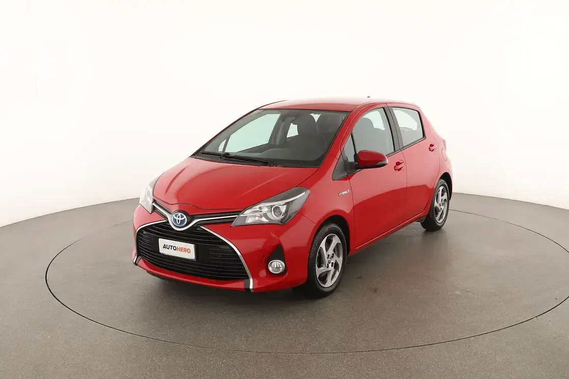 Usata Toyota Yaris Active 101 CV (74 kW) 2016 Utilitaria