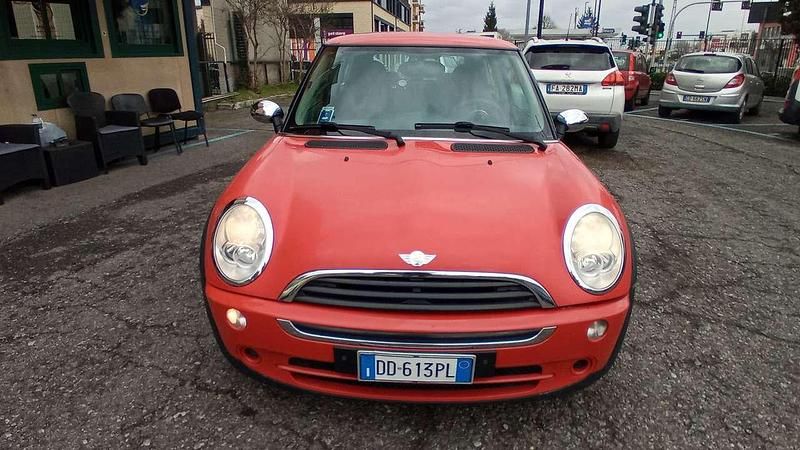 Usata Mini ONE 90 CV (66 kW) 2006 Rosso Utilitaria