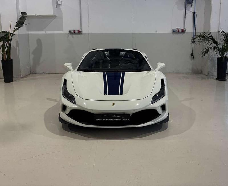 Usata Ferrari F8 721 CV (530 kW) 2021 Bianco avus Cabrio