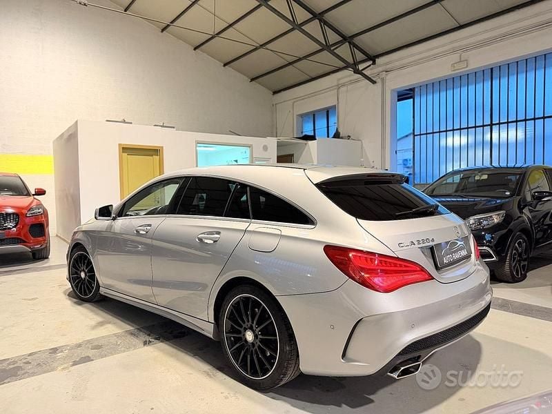 Usata Mercedes CLA220 Premium 176 CV (129 kW) 2016 Grigio Berlina