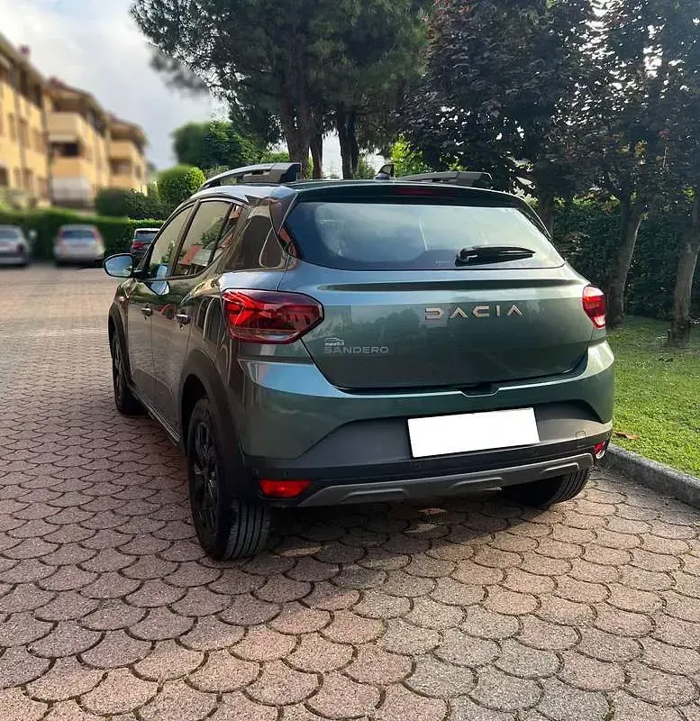 Usata Dacia Sandero Extreme 101 CV (74 kW) 2023 Verde Berlina