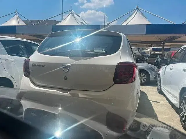 Usata Dacia Sandero 73 CV (53 kW) 2019 Bianco Berlina