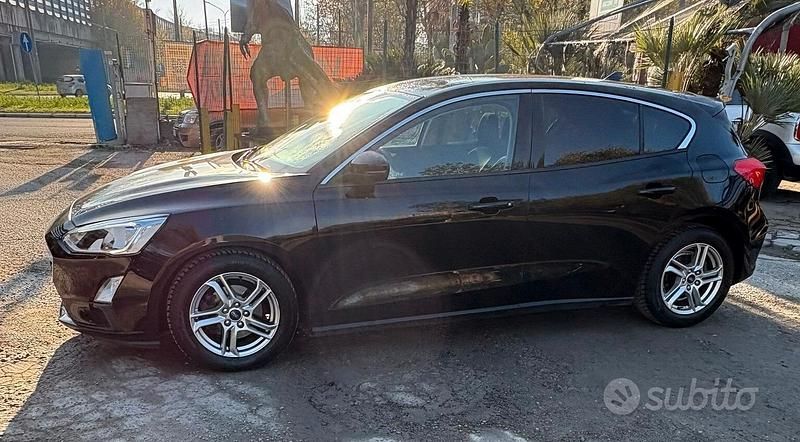 Begagnad Ford Focus Business Edition 125 HK (91 kW) 2019 Svart Sedan
