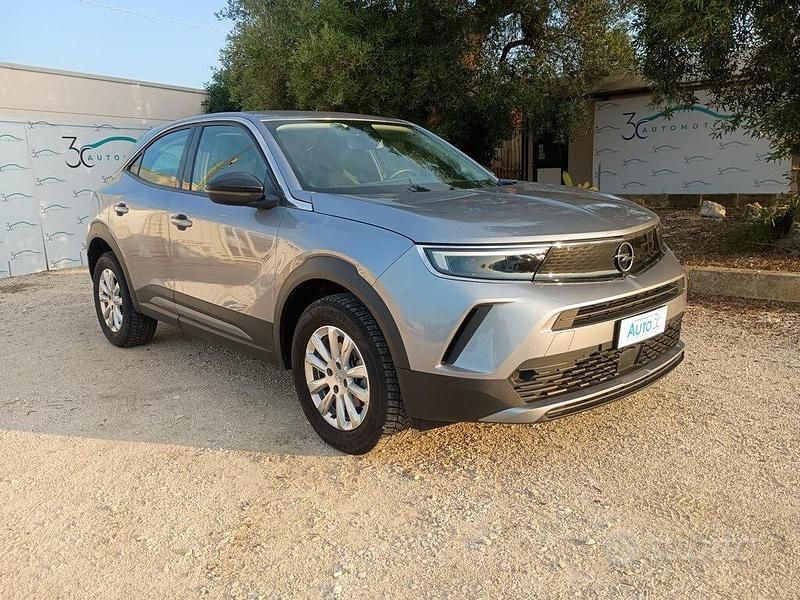 Usata Opel Mokka Edition 110 CV (80 kW) 2022 Grigio SUV