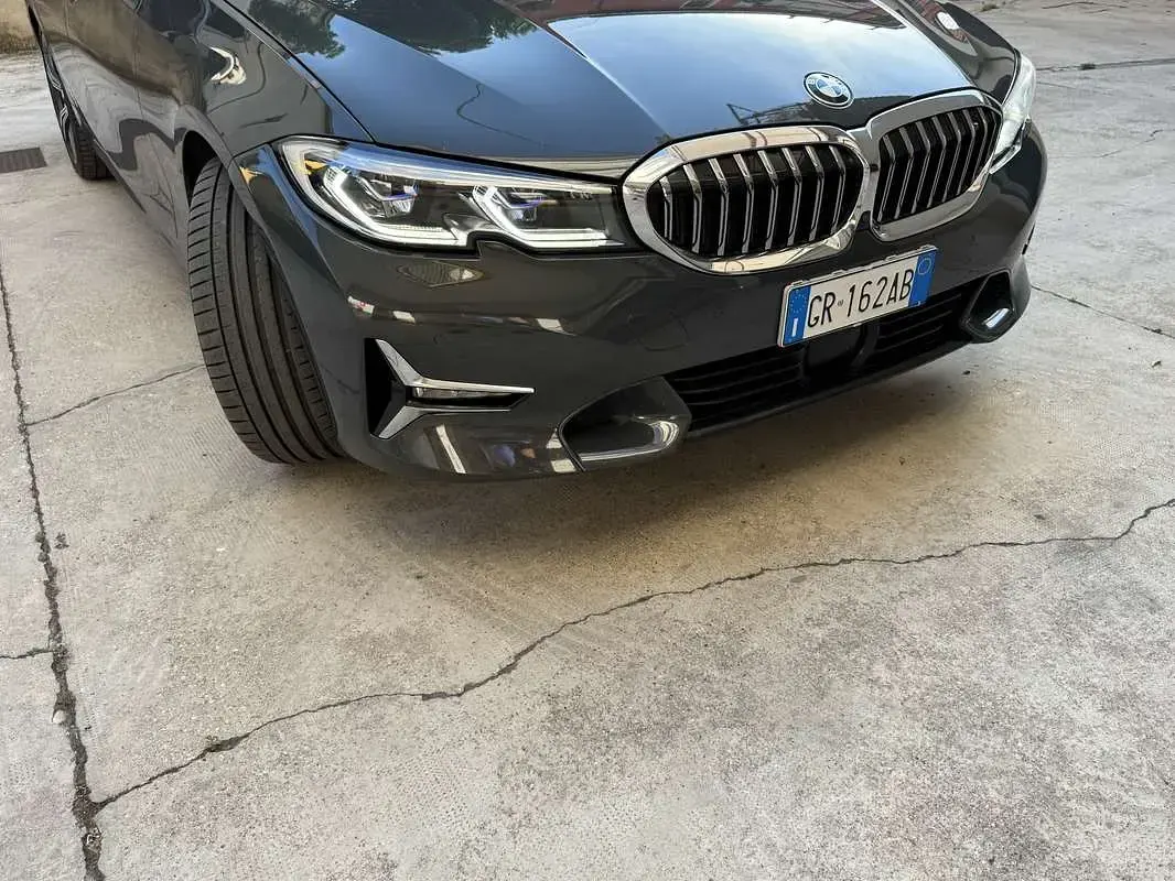 Usata BMW 330 Luxury Line 265 CV (194 kW) 2020 Station wagon