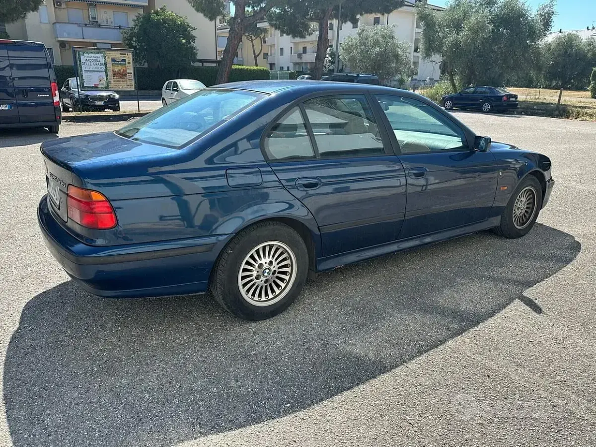 Usata BMW 525 143 CV (105 kW) 1998 Bluazzurro Berlina