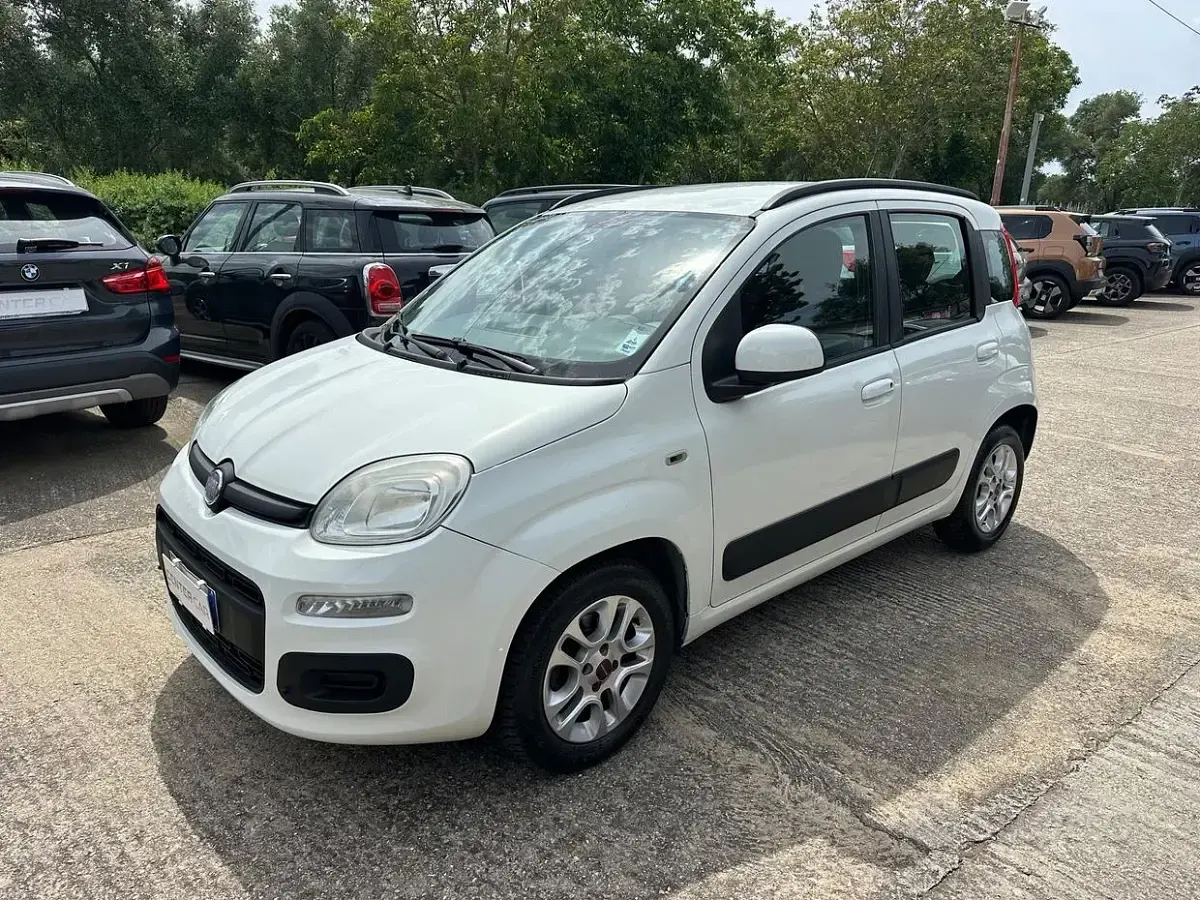 Usata Fiat Panda Lounge 80 CV (58 kW) 2016 Bianco Utilitaria