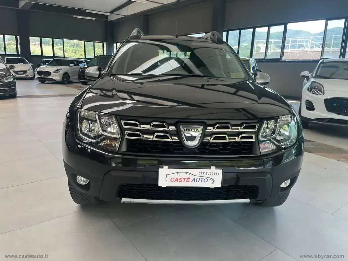 Usata Dacia Duster Lauréate 109 CV (80 kW) 2017 Nero SUV