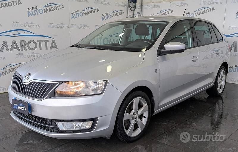 Usata Skoda Rapid Executive 90 CV (66 kW) 2015 Grigio Utilitaria