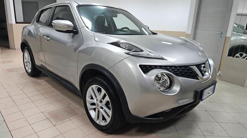 Usata Nissan Juke Acenta 110 CV (80 kW) 2016 Argento SUV