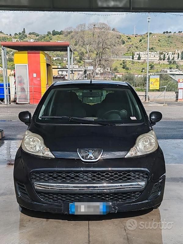 Usata Peugeot 107 2009 Nero Utilitaria