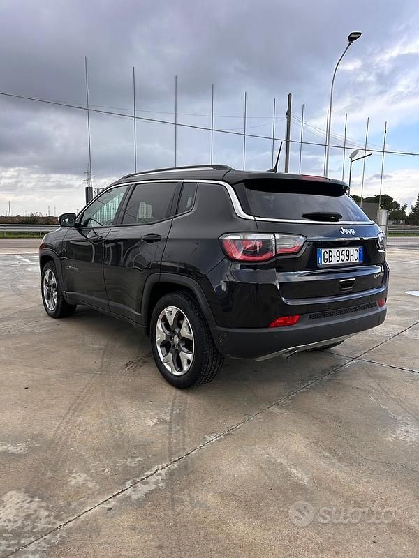 Usata Jeep Compass Limited 120 CV (88 kW) 2020 Nero SUV