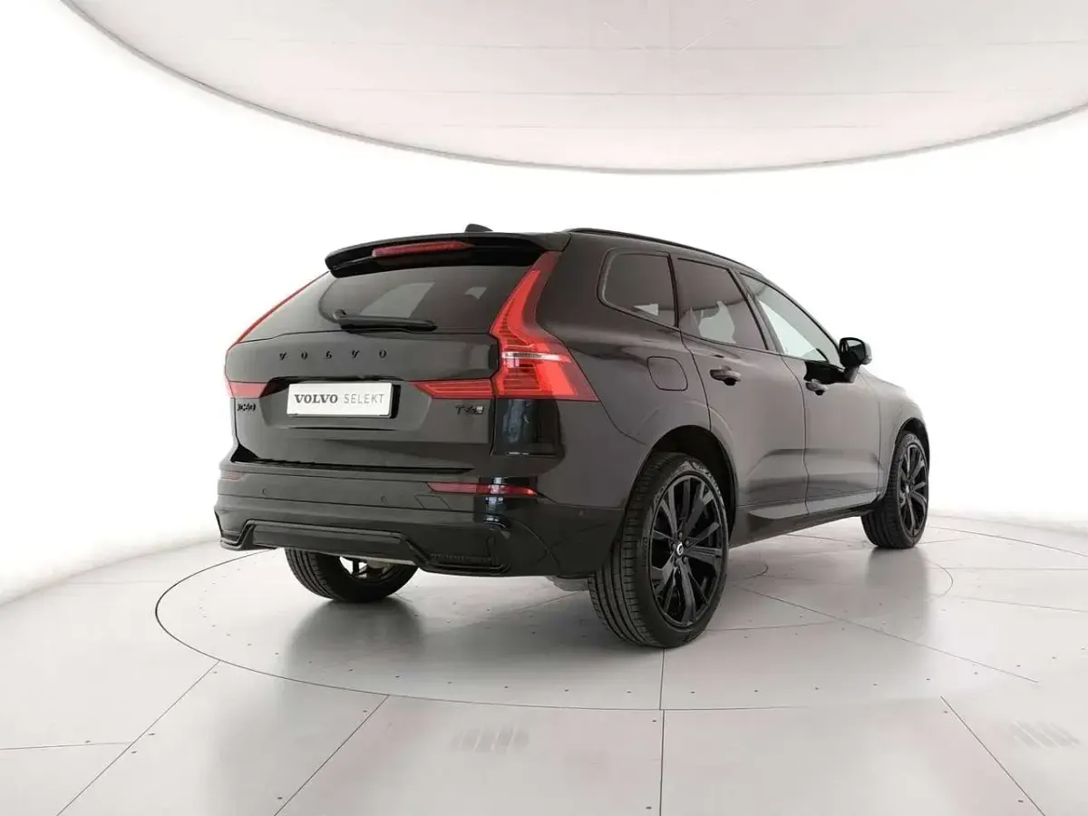 Usata Volvo XC60 Ultra 253 CV (186 kW) 2024 Nero SUV
