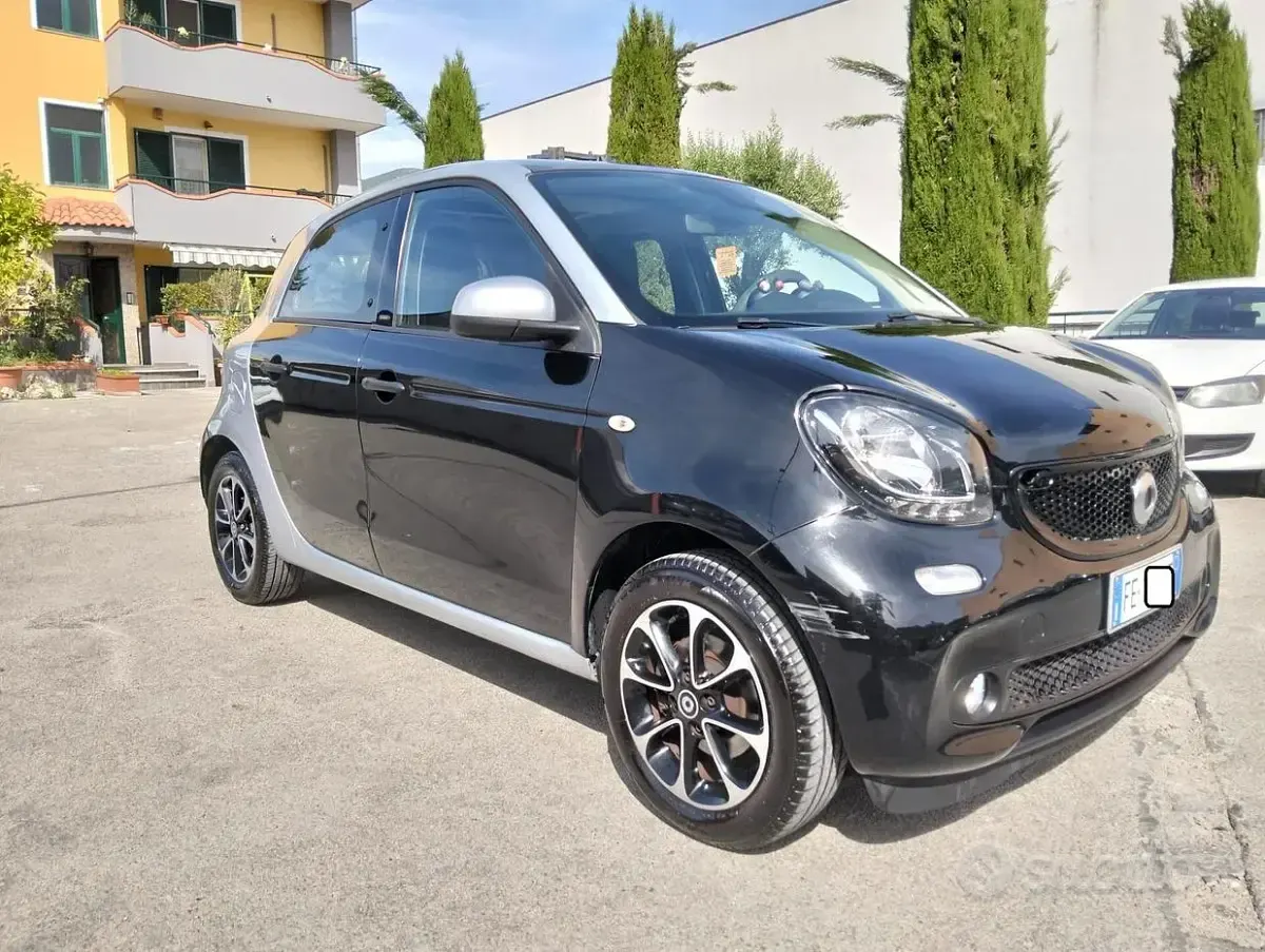 Occasion Smart ForFour Passion 71 ch (52 kW) 2016 Noir Citadine