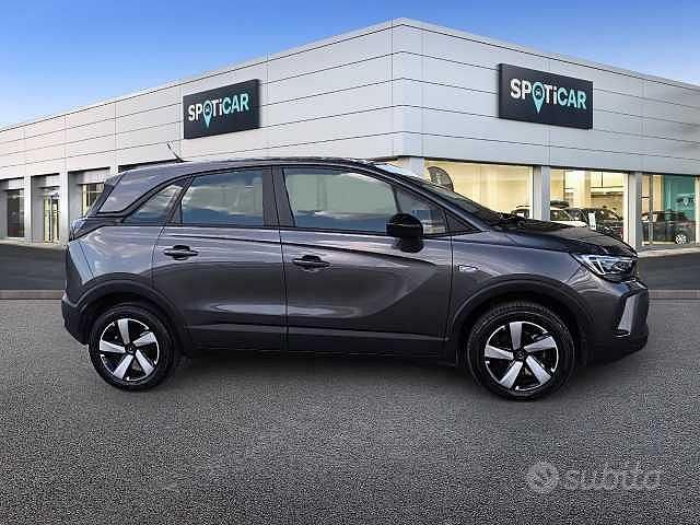 Usata Opel Crossland X Edition 110 CV (80 kW) 2023 Grigio SUV
