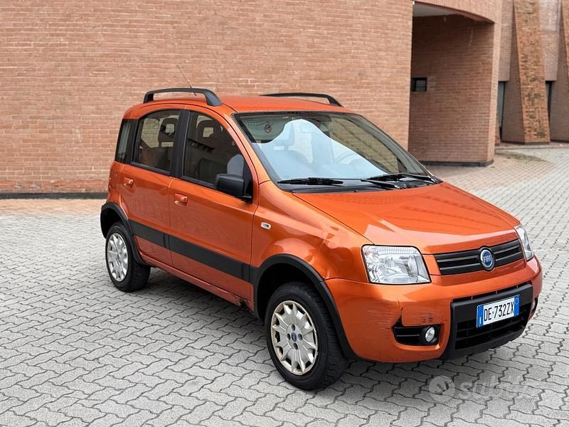 Usata Fiat Panda 4x4 Climbing 60 CV (44 kW) 2007 Other Utilitaria
