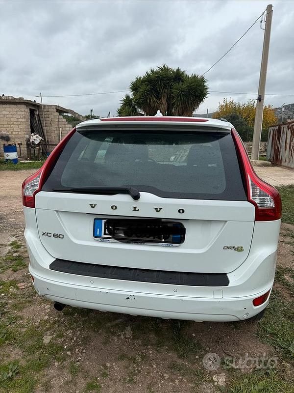 Usata Volvo XC60 Summum 163 CV (119 kW) 2011 Bianco SUV
