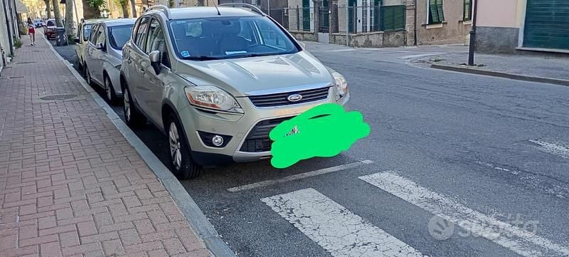 Usata Ford Kuga 136 CV (100 kW) 2008 Grigio SUV