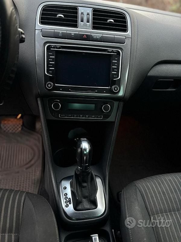 Usata VW Polo 85 CV (62 kW) 2013 Grigio Utilitaria