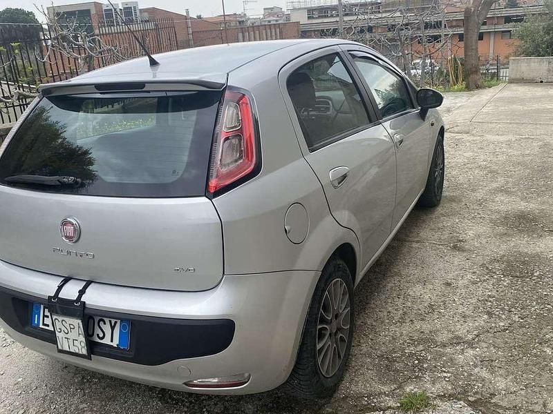Usata Fiat Punto Evo Emotion 95 CV (69 kW) 2011 Utilitaria