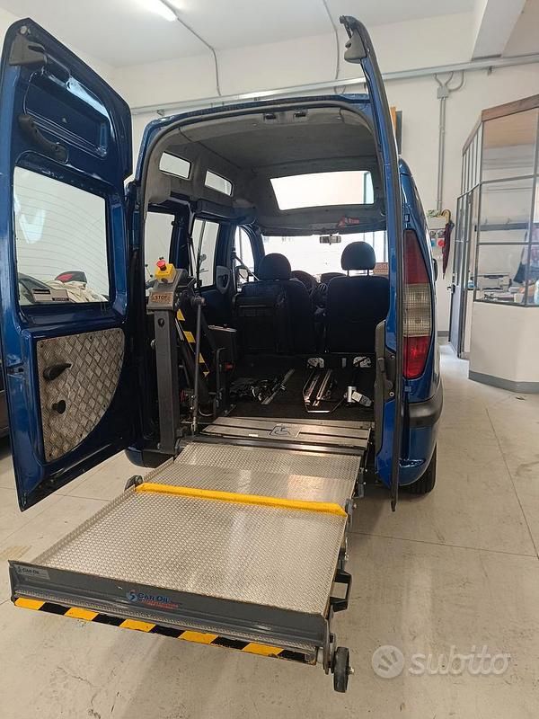 Usata 2005 Fiat Doblò Monovolume | 4900 € - Immagine 1/4