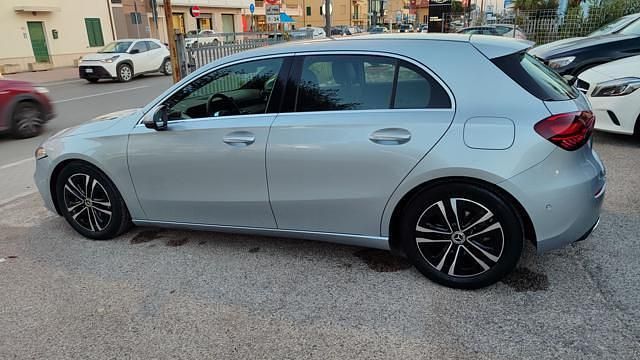 Usata Mercedes A180 Progressive 116 CV (85 kW) 2024 Argento metallizzato Berlina