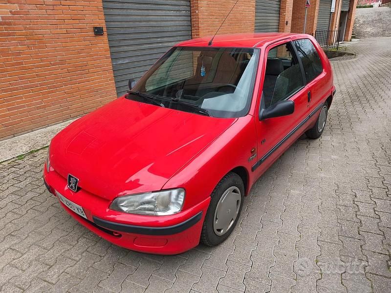 Usata Peugeot 106 1996 Utilitaria