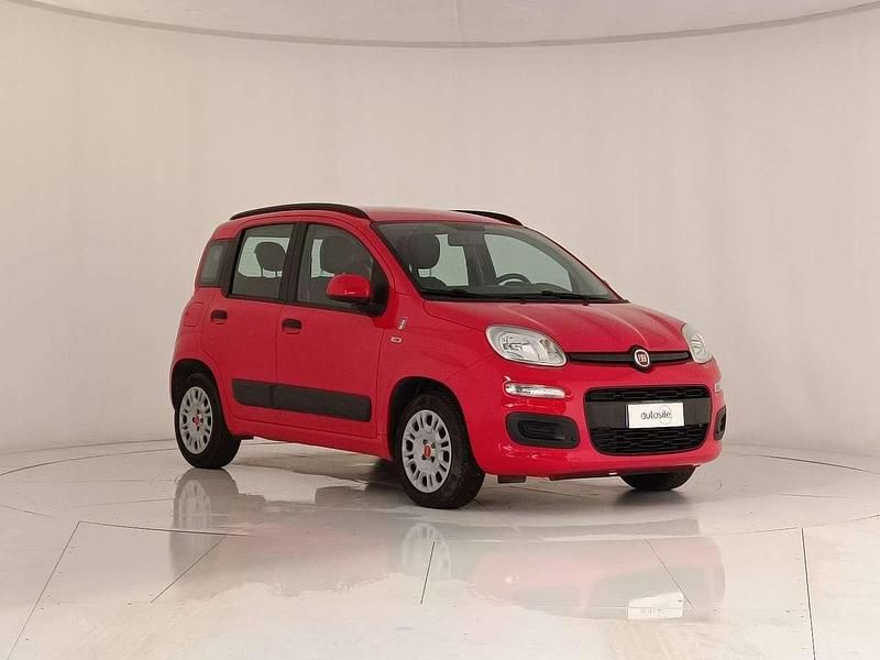 Usata Fiat Panda 69 CV (50 kW) 2016 Rosso Utilitaria