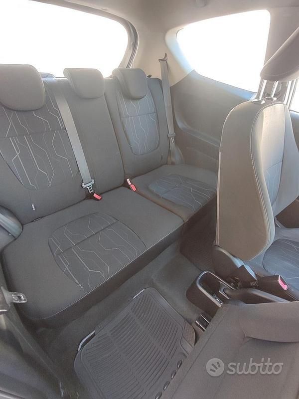 Usata Kia Picanto 69 CV (50 kW) 2012 Nero Utilitaria