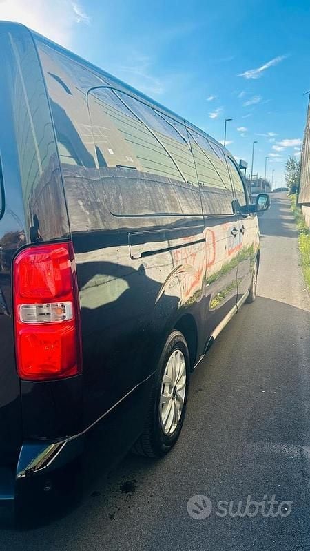 Nero Usata 2018 Toyota Proace Verso Station wagon | 26.700 € (Buon prezzo) - Immagine 1/4