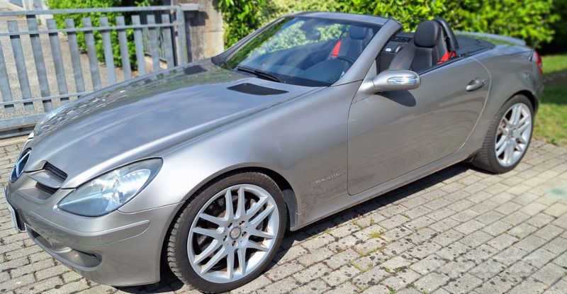 Usata Mercedes SLK200 163 CV (119 kW) 2007 Grigio Cabrio