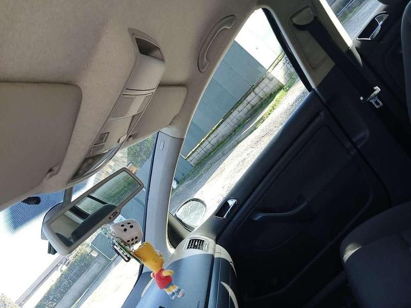 Usata VW Golf IV Trendline 75 CV (55 kW) 2004 Berlina