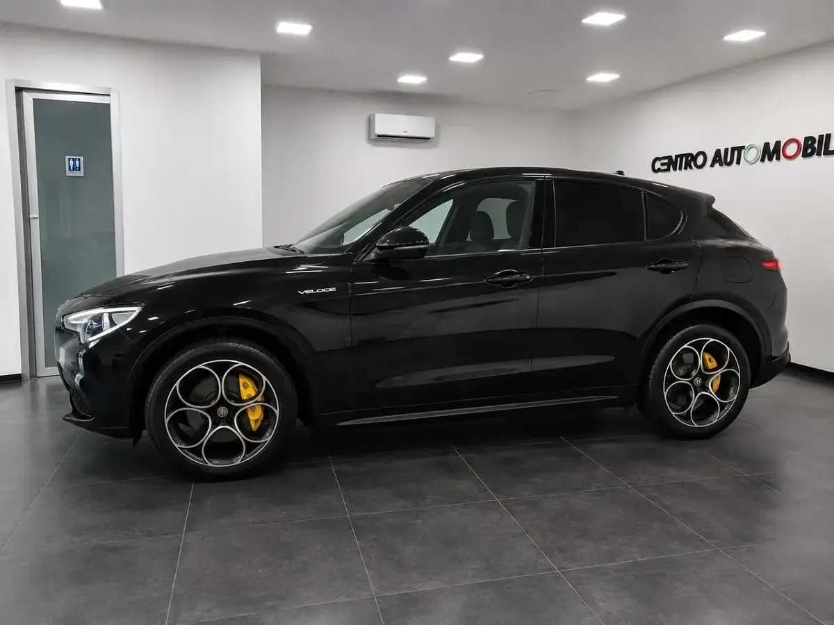 Usata Alfa Romeo Stelvio Super 210 CV (154 kW) 2018 Nero SUV