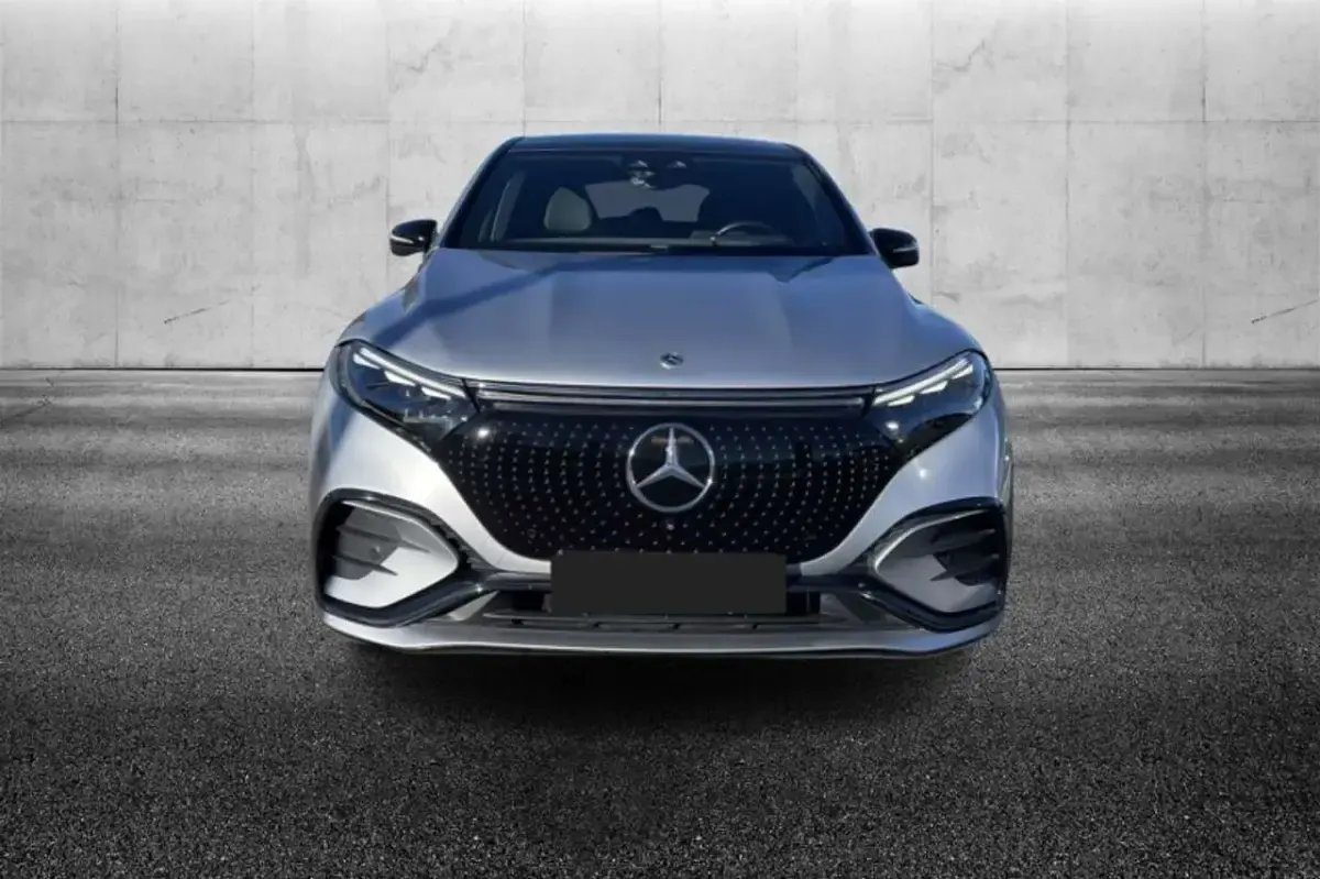 Usata Mercedes EQS450+ AMG Line Premium 135 kW (184 CV) 2022 Argento SUV