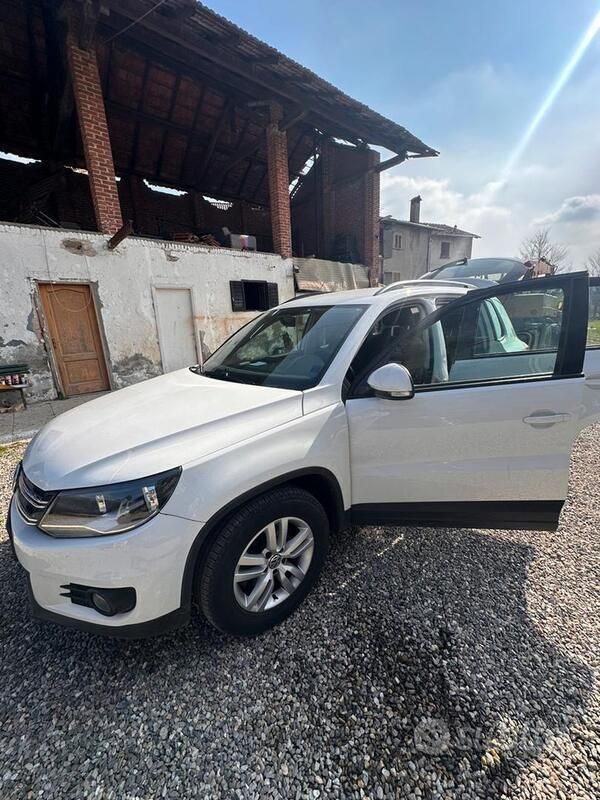 Bianco Usata 2014 VW Tiguan SUV | 14.500 € (Molto cara) - Immagine 1/4