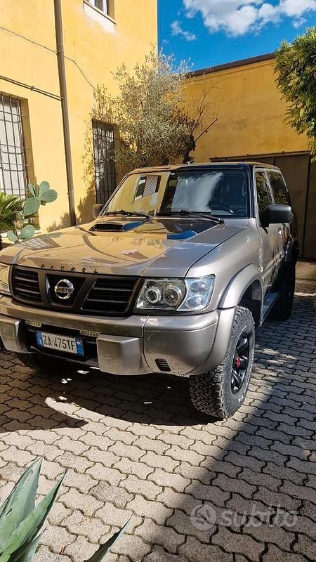 Usata 1997 Nissan Patrol SUV | 17.000 € - Immagine 1/4