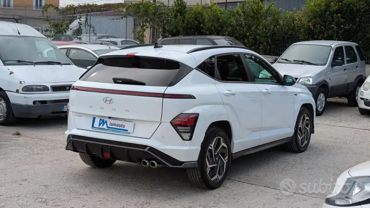 Usata Hyundai Kona N Line 105 CV (77 kW) 2024 Bianco SUV