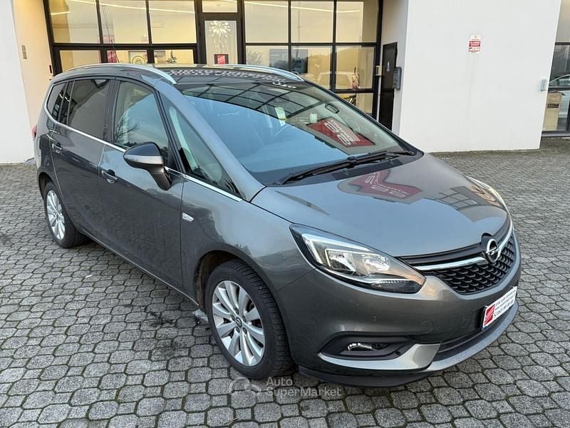 Usata Opel Zafira Business 150 CV (110 kW) 2018 Grigio Monovolume