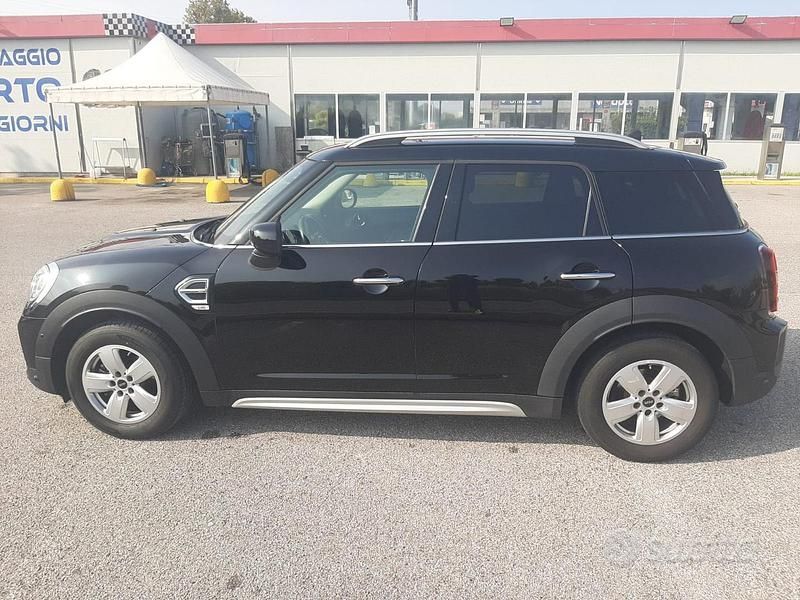 Usata Mini One Countryman 98 CV (72 kW) 2022 Nero SUV