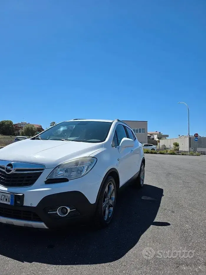 Usata Opel Mokka 140 CV (102 kW) 2014 Bianco SUV